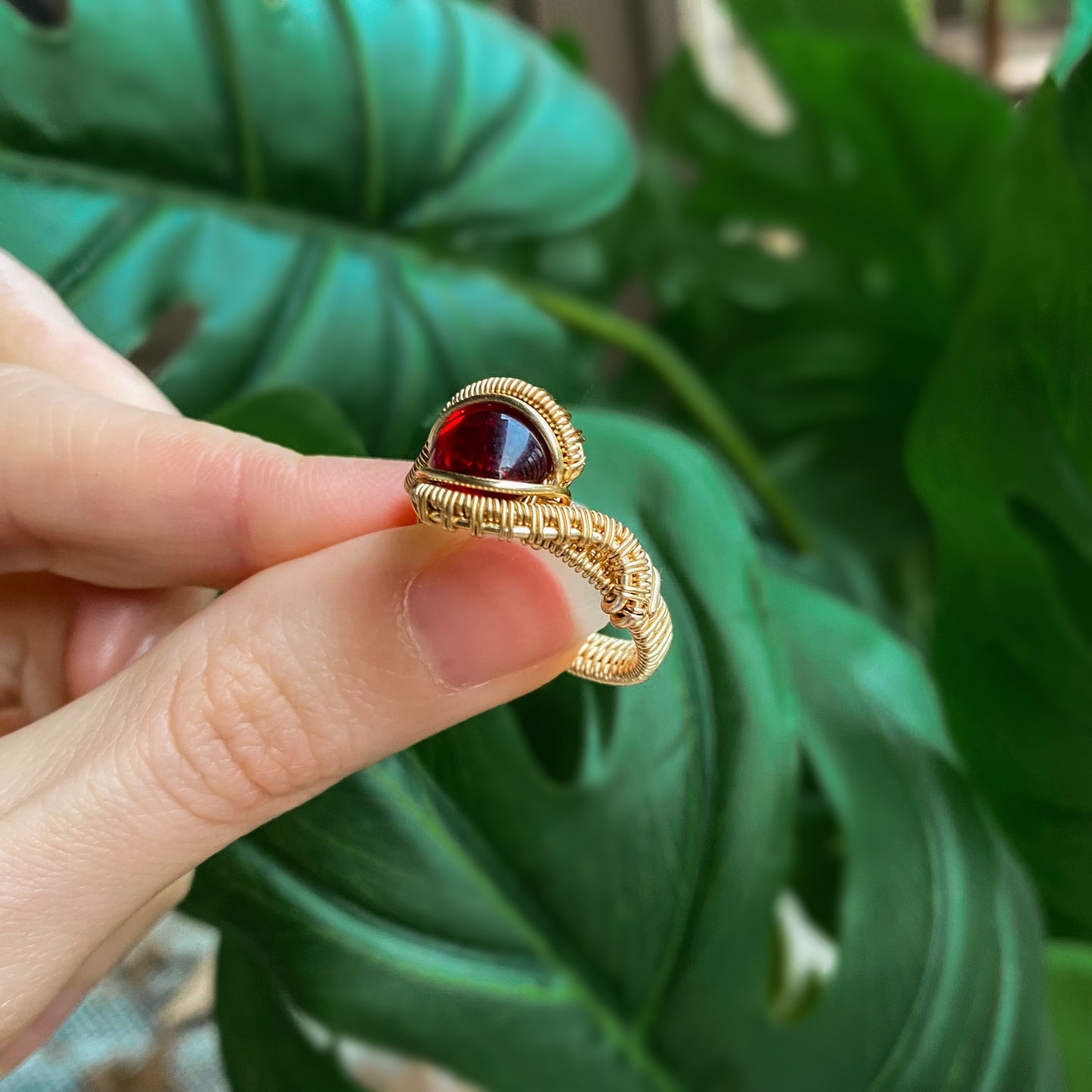 Gold Garnet Ring | Size 6.5