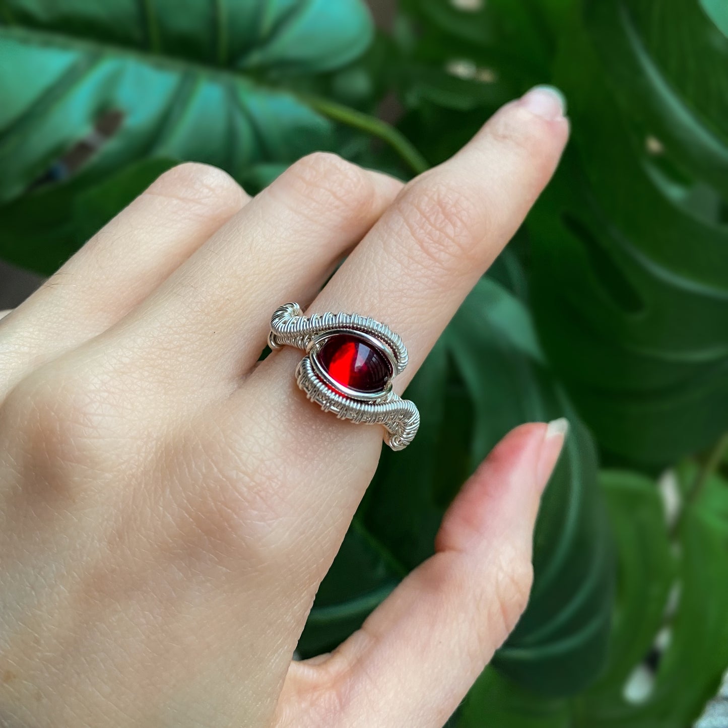 Silver Garnet Ring | Size 6