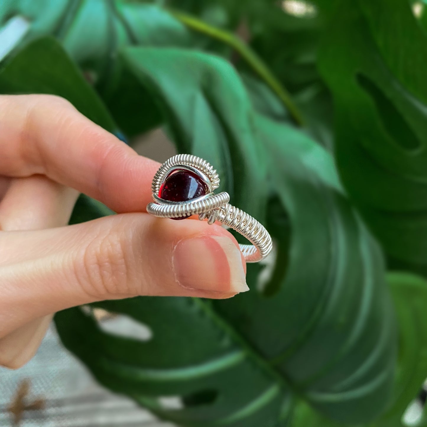 Silver Garnet Ring | Size 7