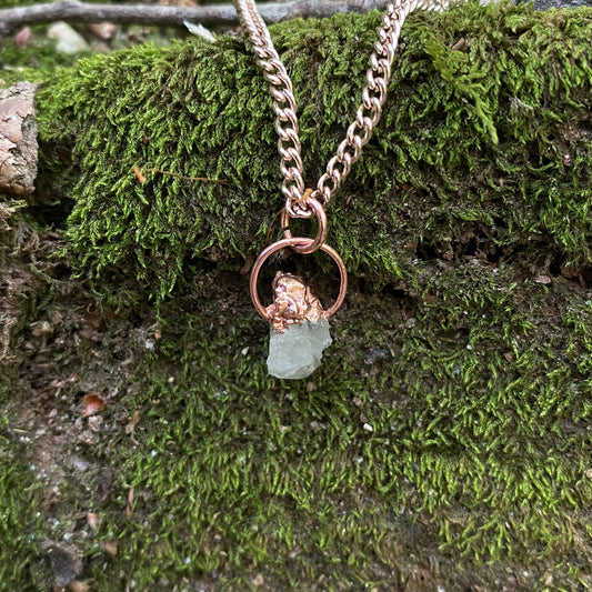 Quartz Necklace Mini
